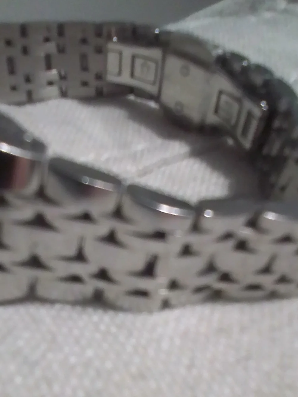Bulova watch features